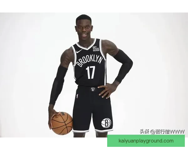 施罗德飞踹克莱尔引发争议 被判一级恶意犯规遭裁判严厉处罚